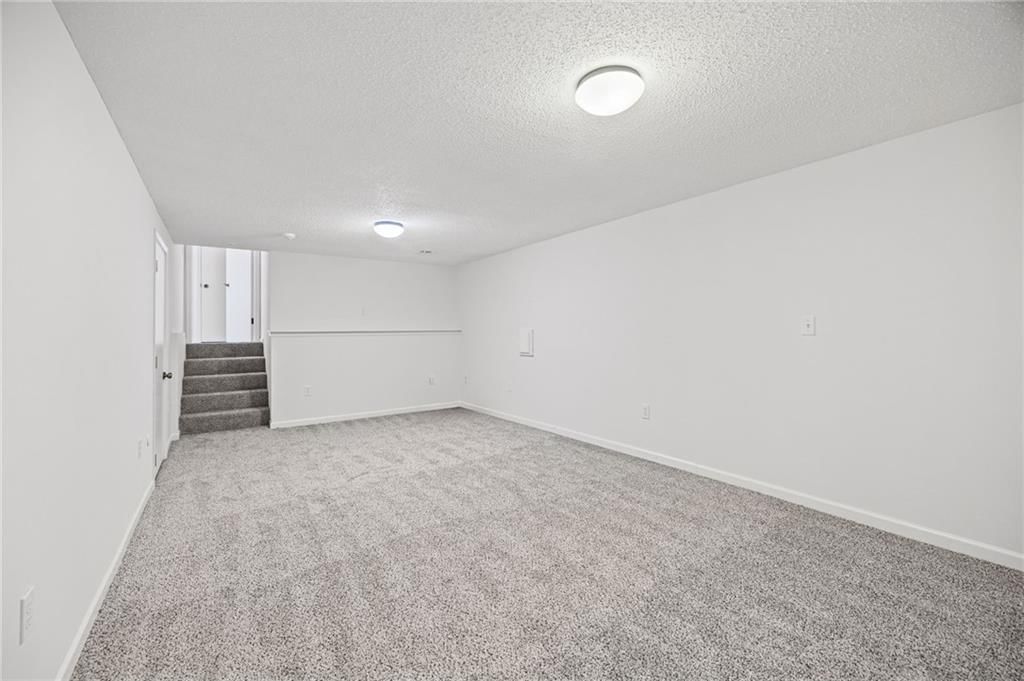 Photo 34 of 38 - 503 S Park Drive, Raymore, MO 64083