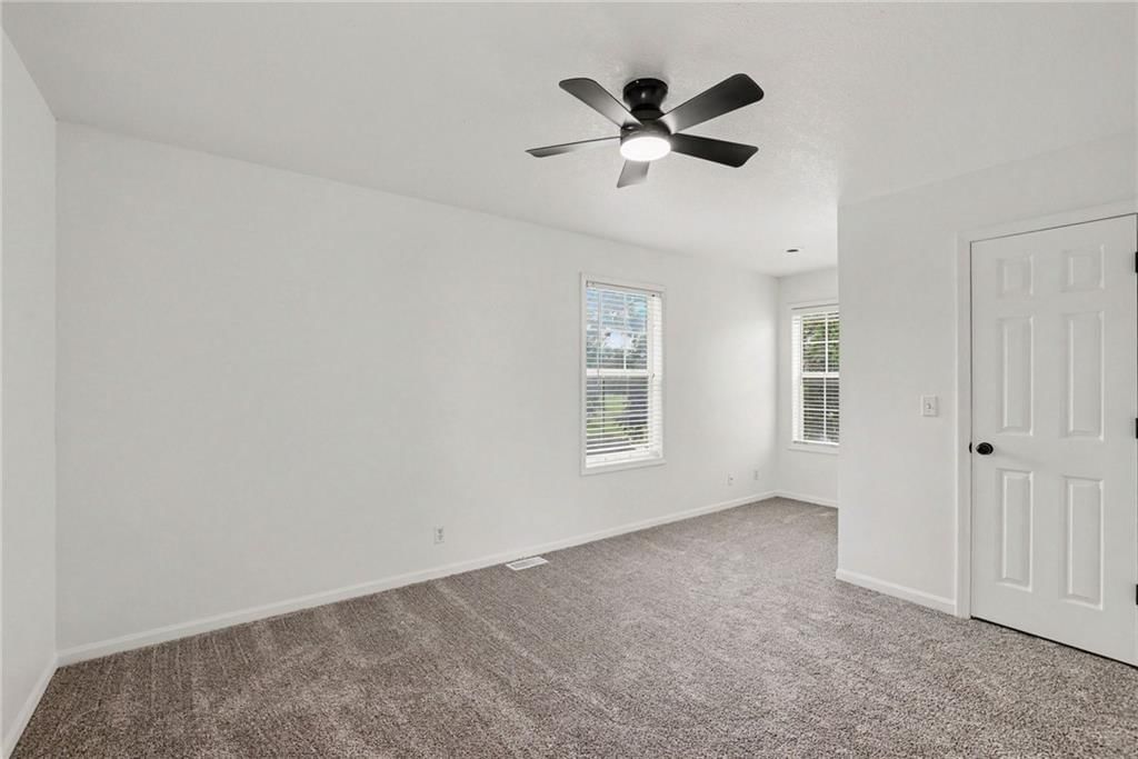 1112 E 81st Street — photo 15