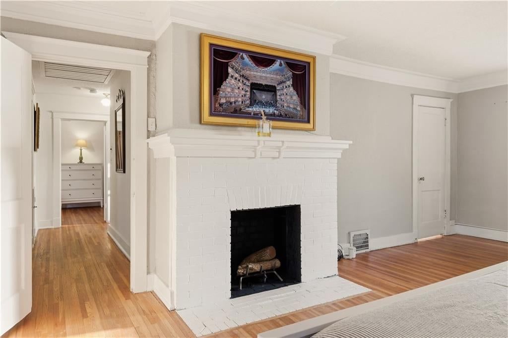 3211 Windsor Avenue — photo 37