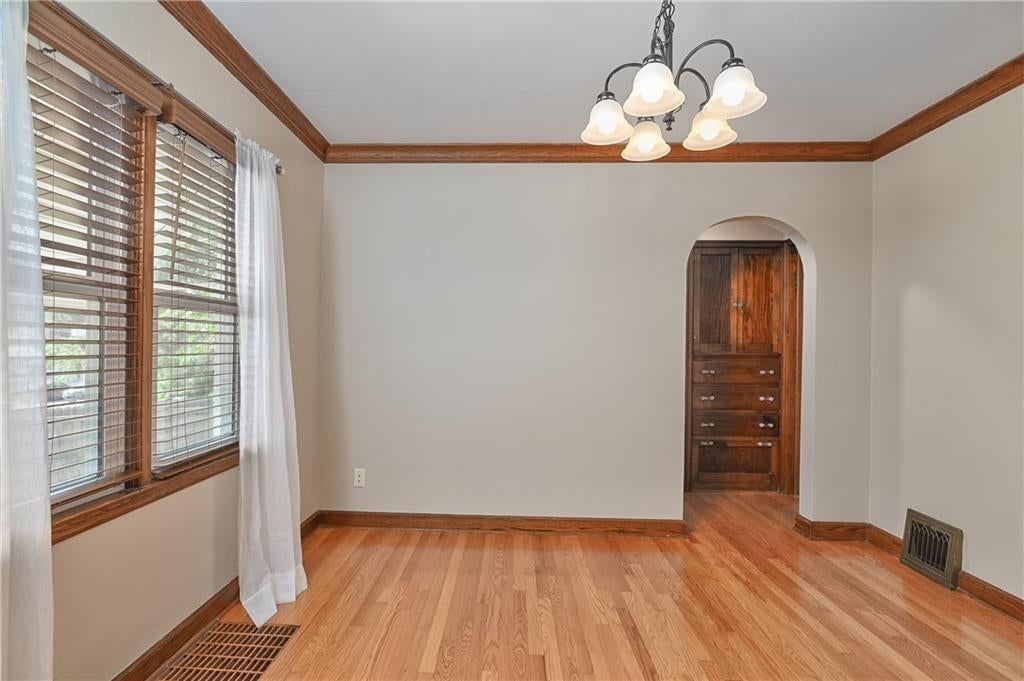 5833 Monrovia Street — photo 9