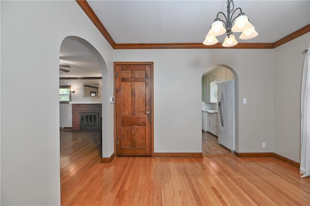 5833 Monrovia Street — photo 10