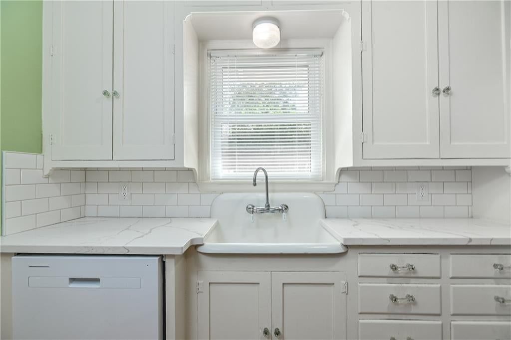 5833 Monrovia Street — photo 14