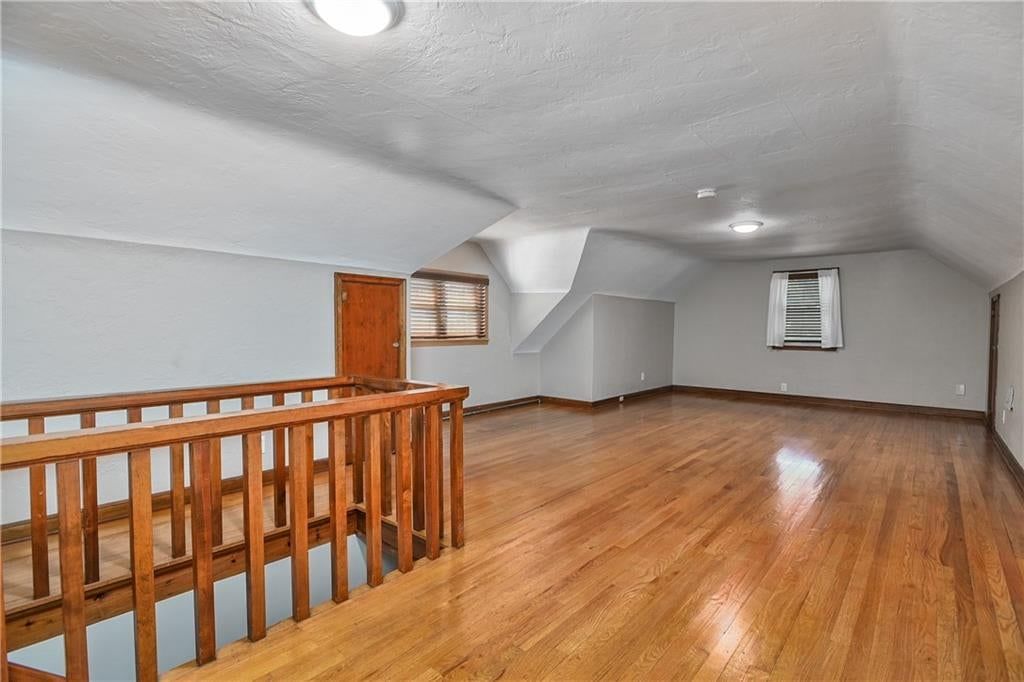 5833 Monrovia Street — photo 26