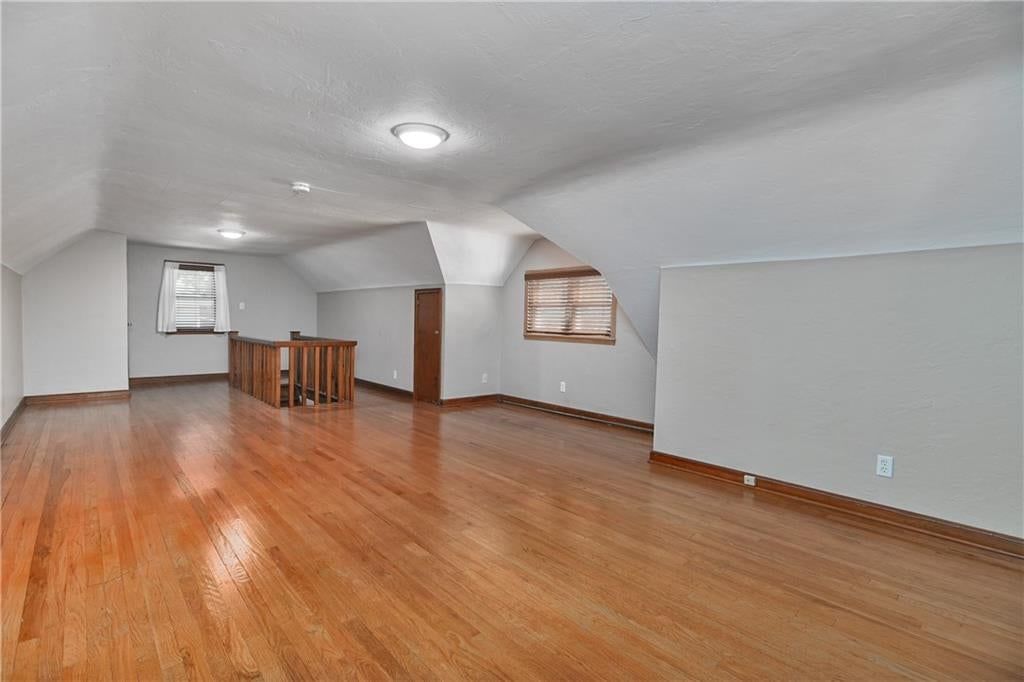 5833 Monrovia Street — photo 27