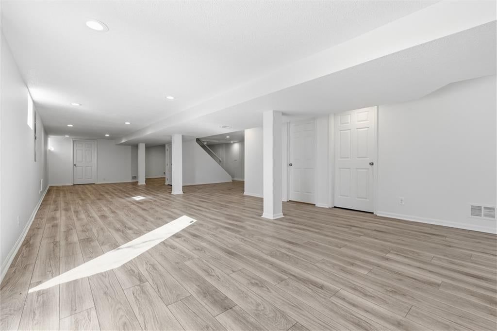 Photo 40 of 46 - 2309 W 104th Street, Leawood, KS 66206