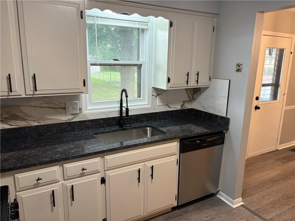 1500 NW 50th Street — photo 11