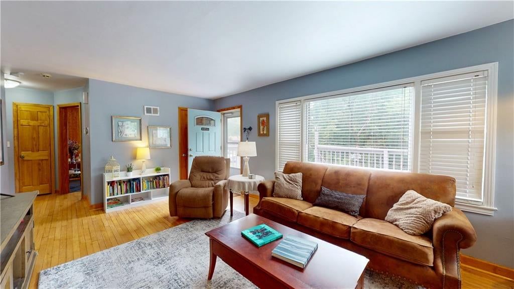 3627 N Walrond Avenue — photo 6