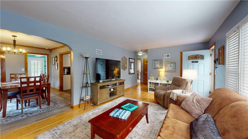 3627 N Walrond Avenue — photo 9