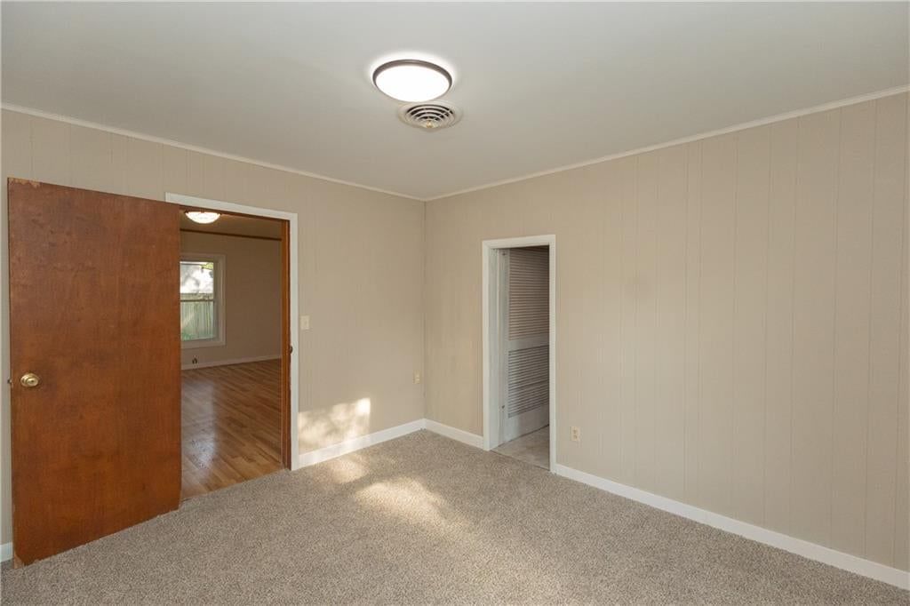 213 W 7th Street — photo 10