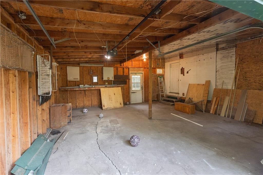 213 W 7th Street — photo 24