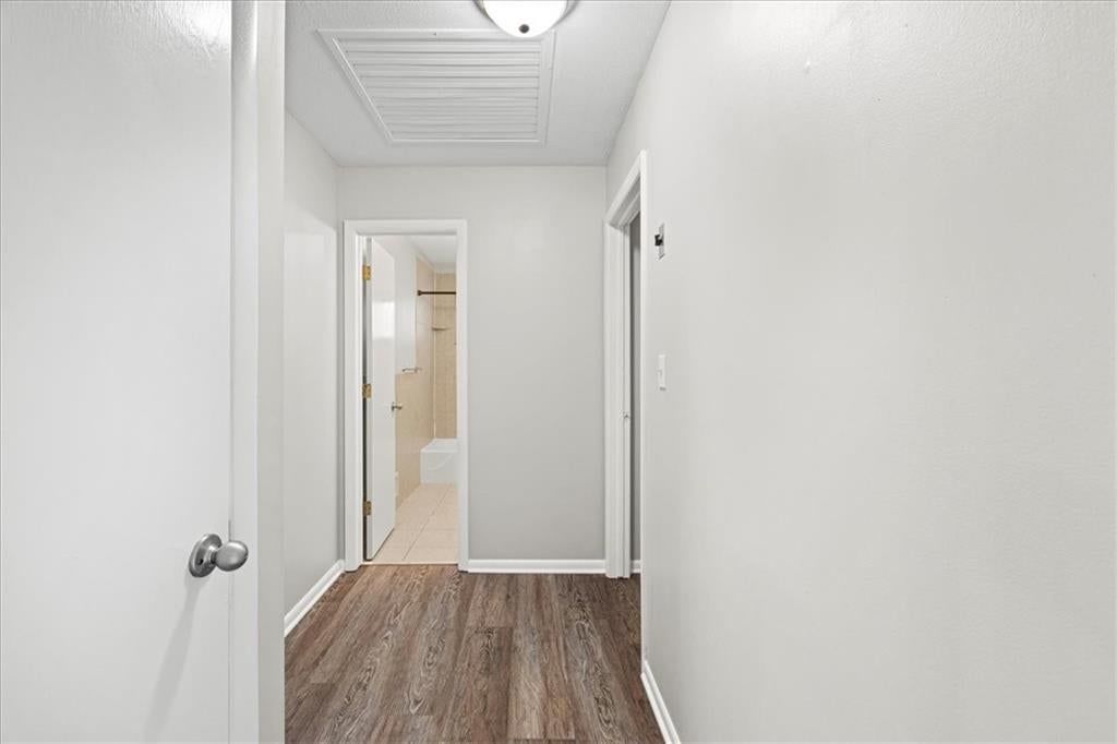 8021 Holmes Road — photo 16