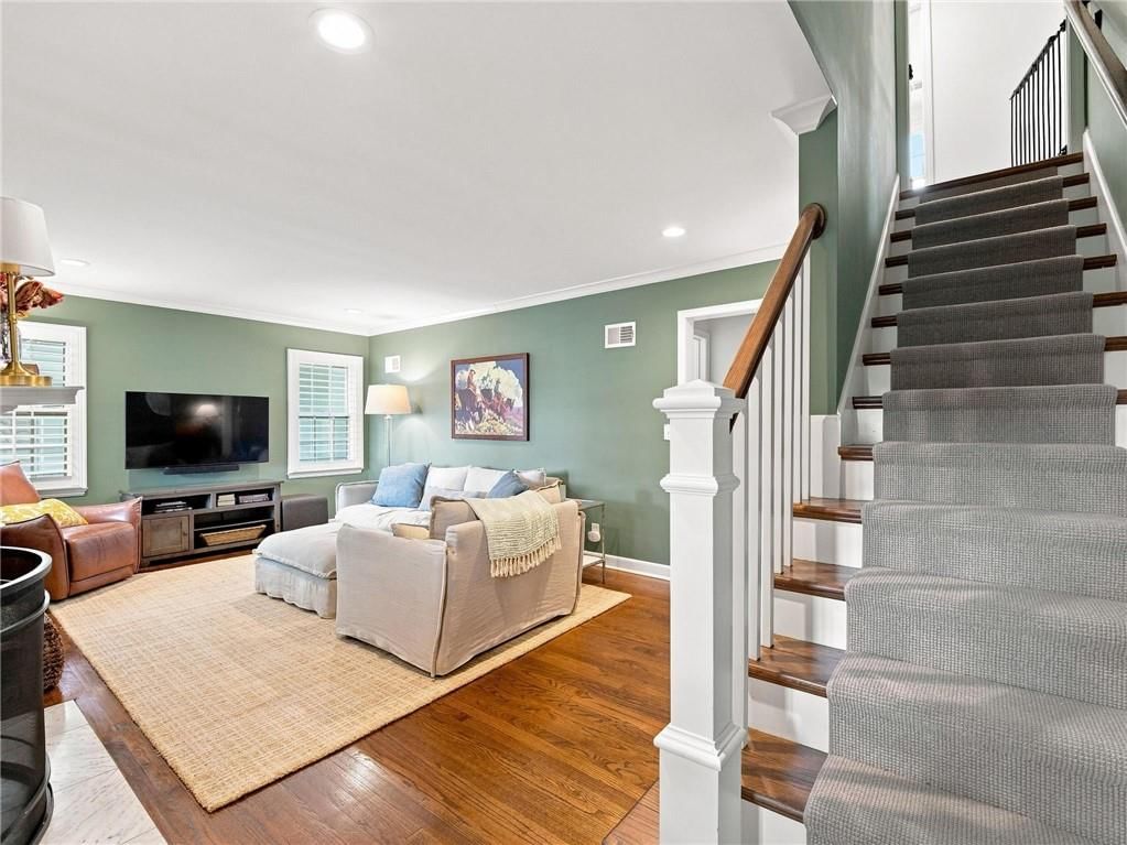 2625 W 50th Street — photo 8