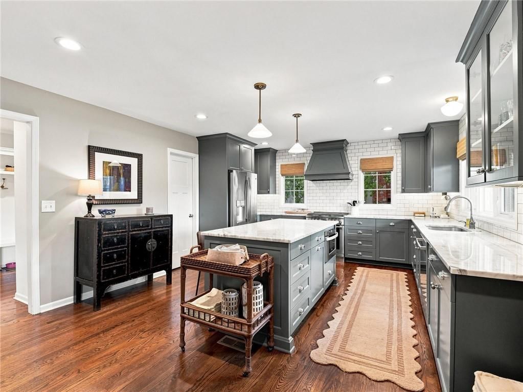 2625 W 50th Street — photo 19