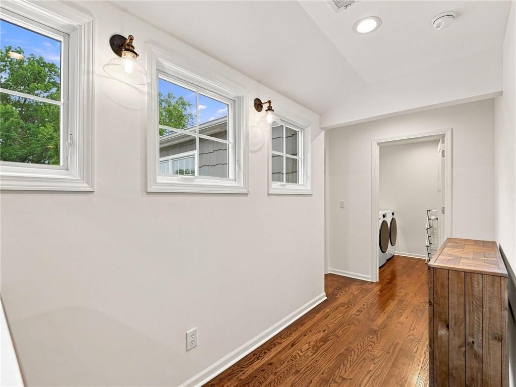 2625 W 50th Street — photo 32