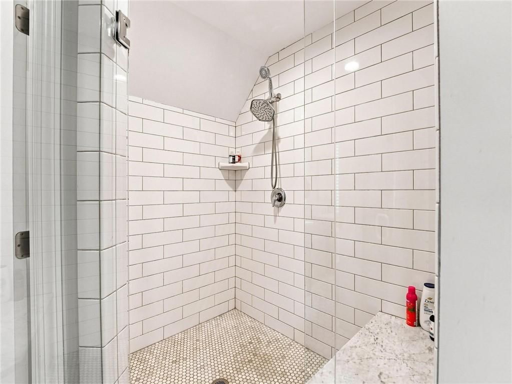 2625 W 50th Street — photo 40