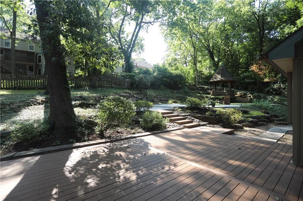 500 NW 44 Terrace — photo 36