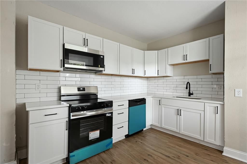 2600 Askew Avenue — photo 10