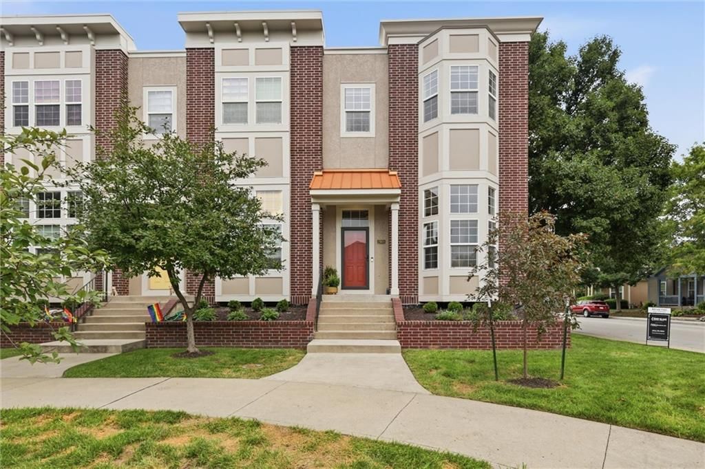 2901 Gentry Park Parkway — photo 1