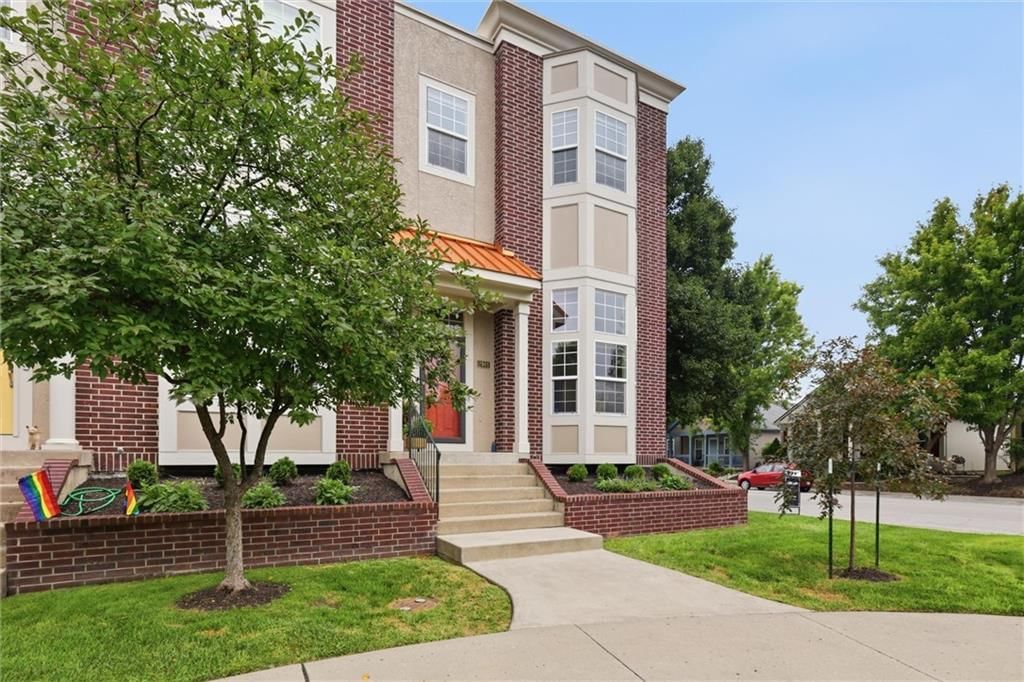 2901 Gentry Park Parkway — photo 2