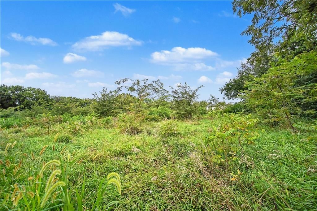 20136 Antioch Road, Bucyrus, KS: listing photo 3