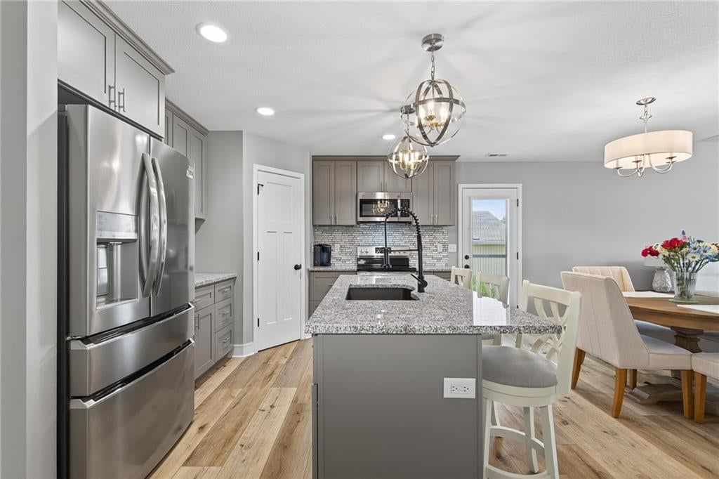 1722 Joann Drive — photo 8