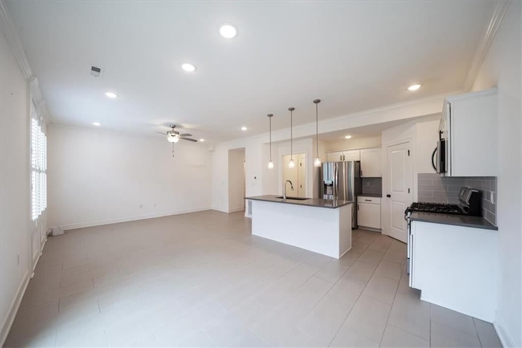 7328 Aaron Street — photo 6