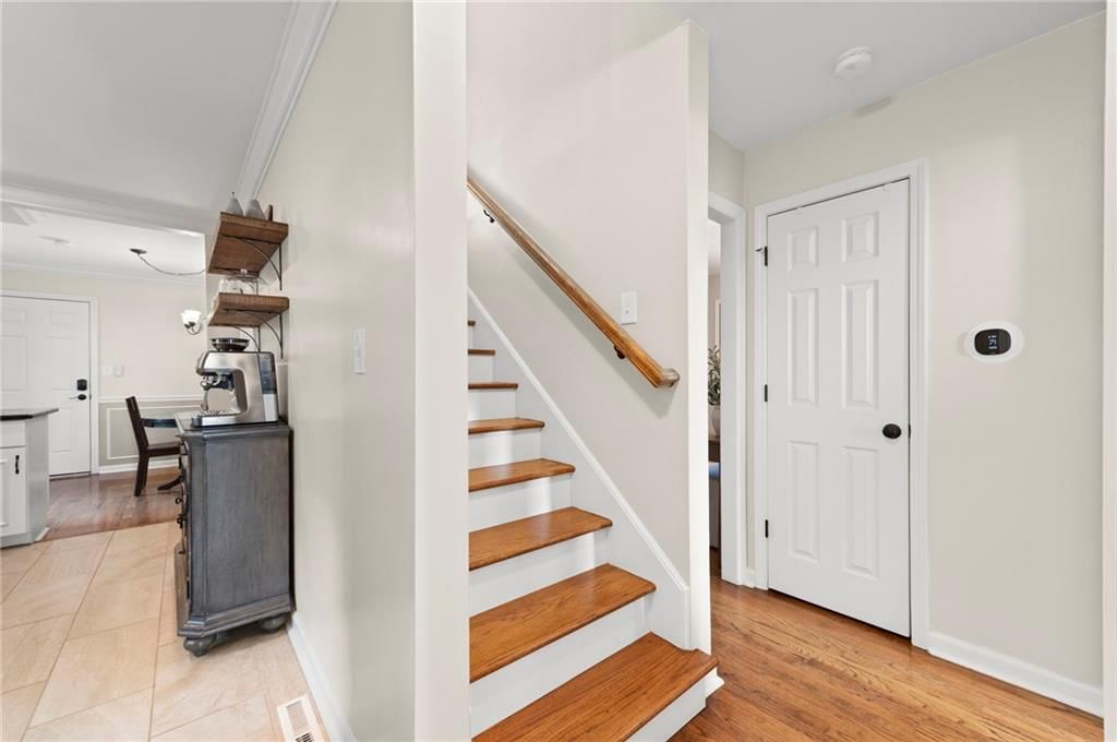 9025 Holly Street — photo 12