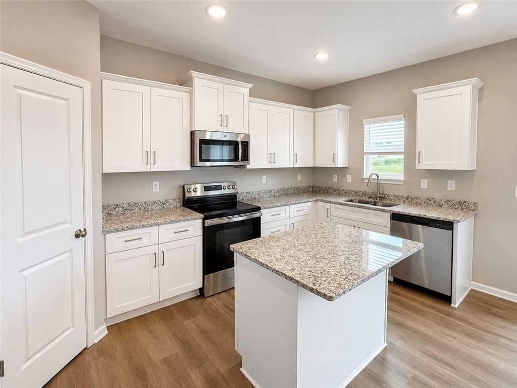 910 SW Pintail Drive — photo 6