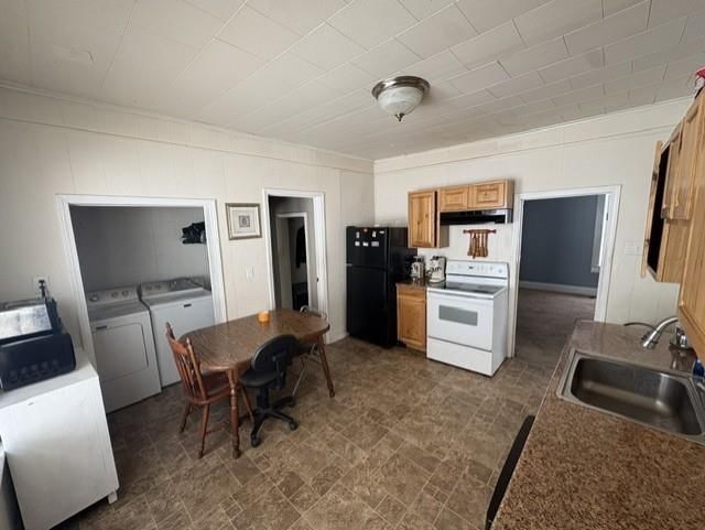 824 Warsaw Avenue — photo 3