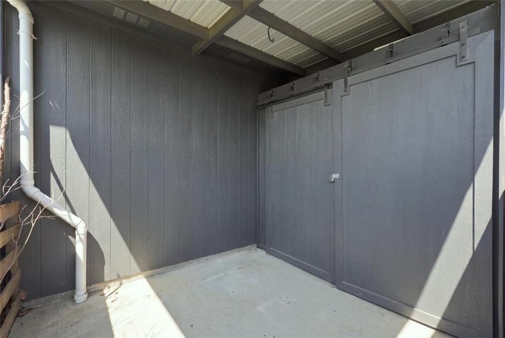 25069 W 150th Terrace — photo 39