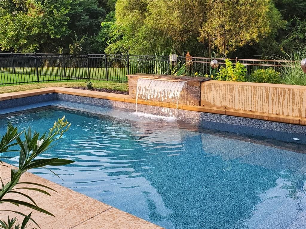 400 Mill Creek Drive — photo 4