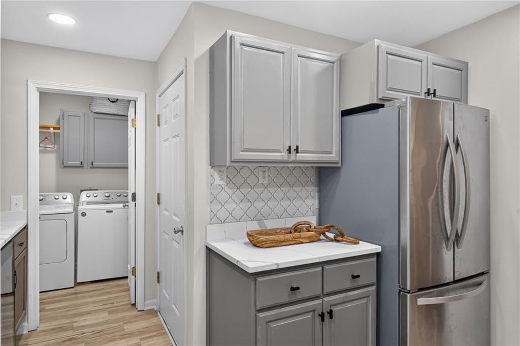 2507 W 77th Street — photo 10