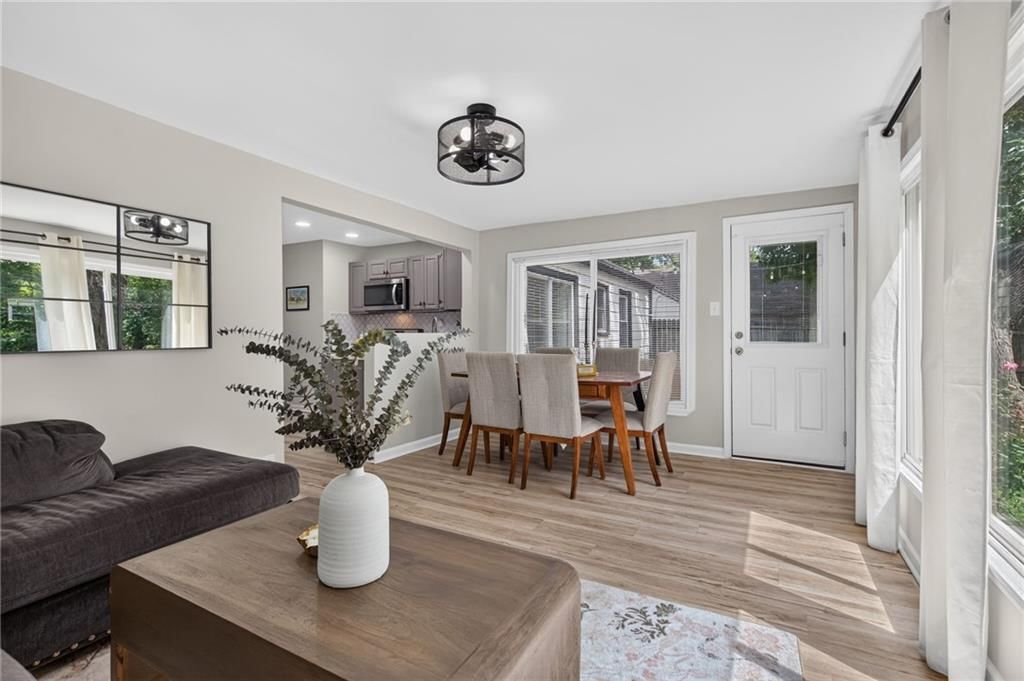 2507 W 77th Street — photo 15