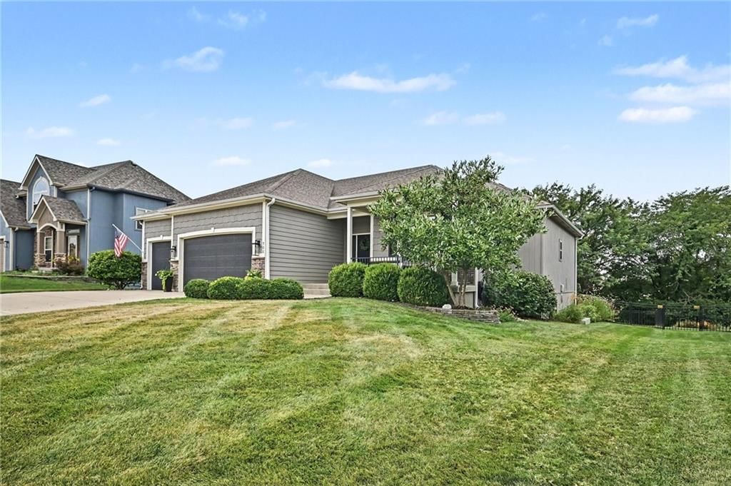 701 Indian Trail Court — photo 4