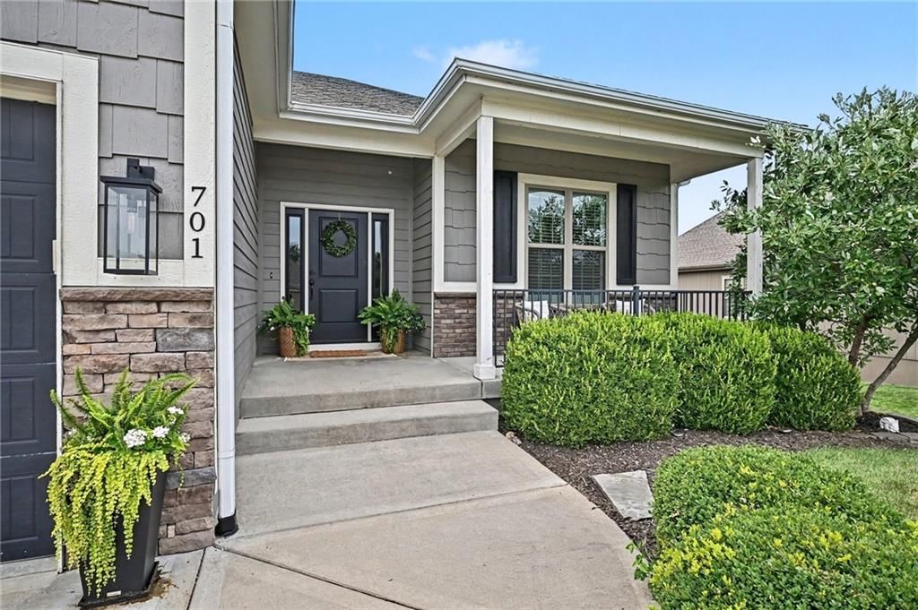 701 Indian Trail Court — photo 5