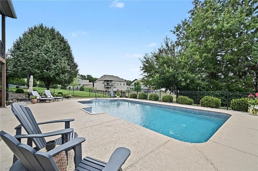 701 Indian Trail Court — photo 35