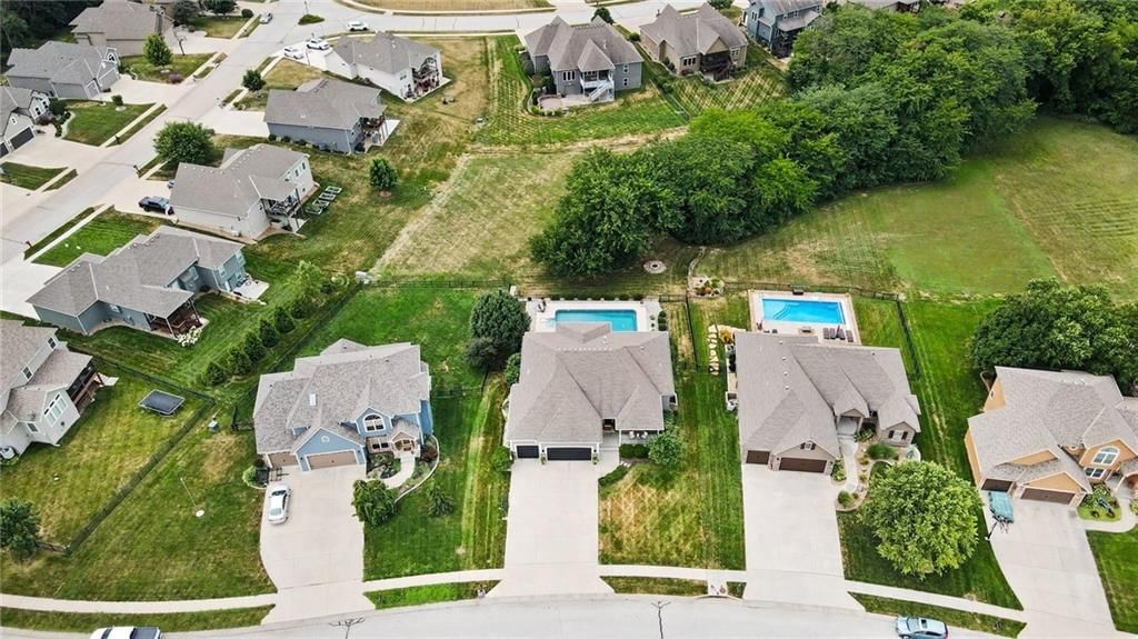 701 Indian Trail Court — photo 41