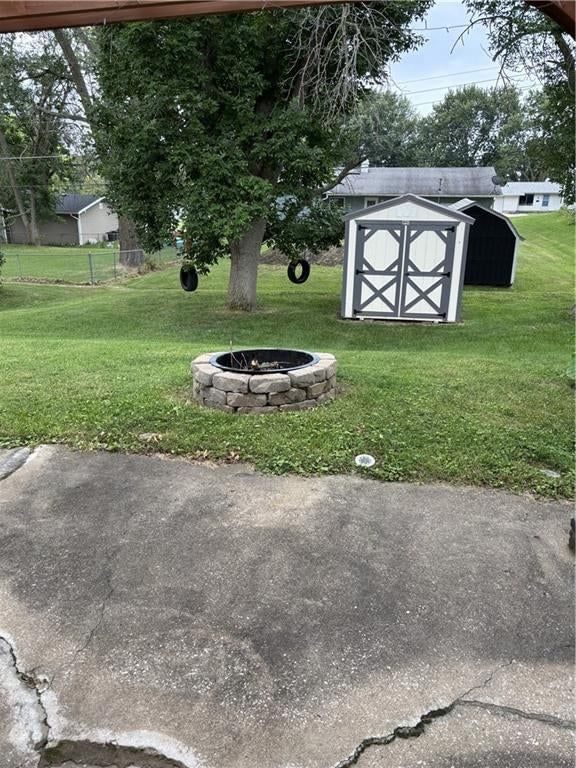 714 W Thompson Street — photo 17