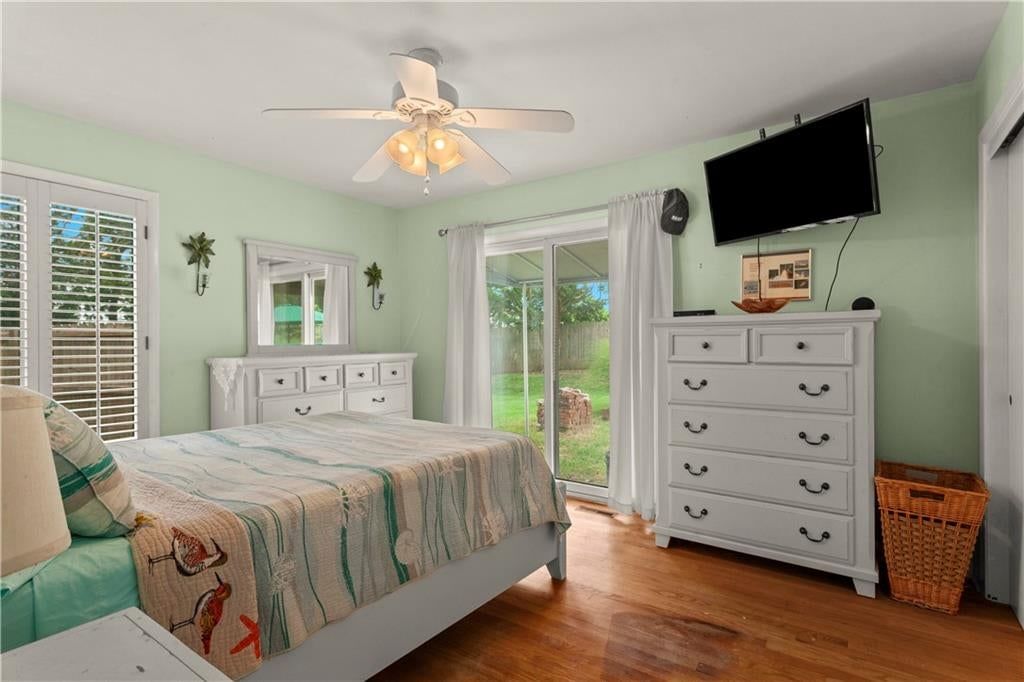 2801 S Overton Avenue — photo 24