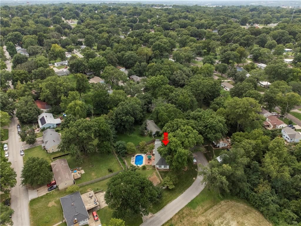 2801 S Overton Avenue — photo 42