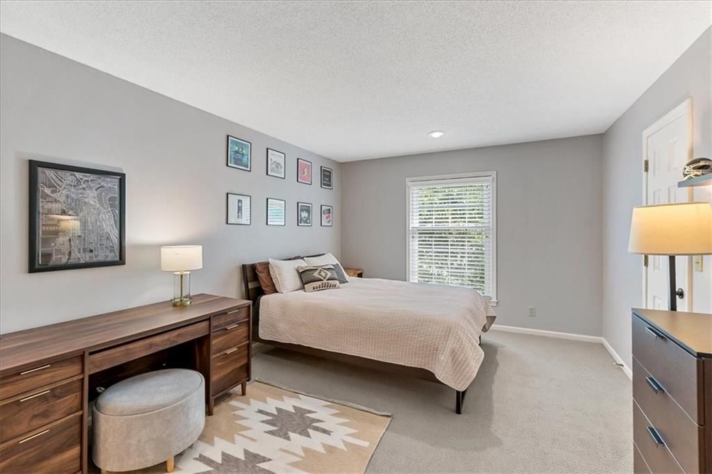 11404 Linden Street — photo 27