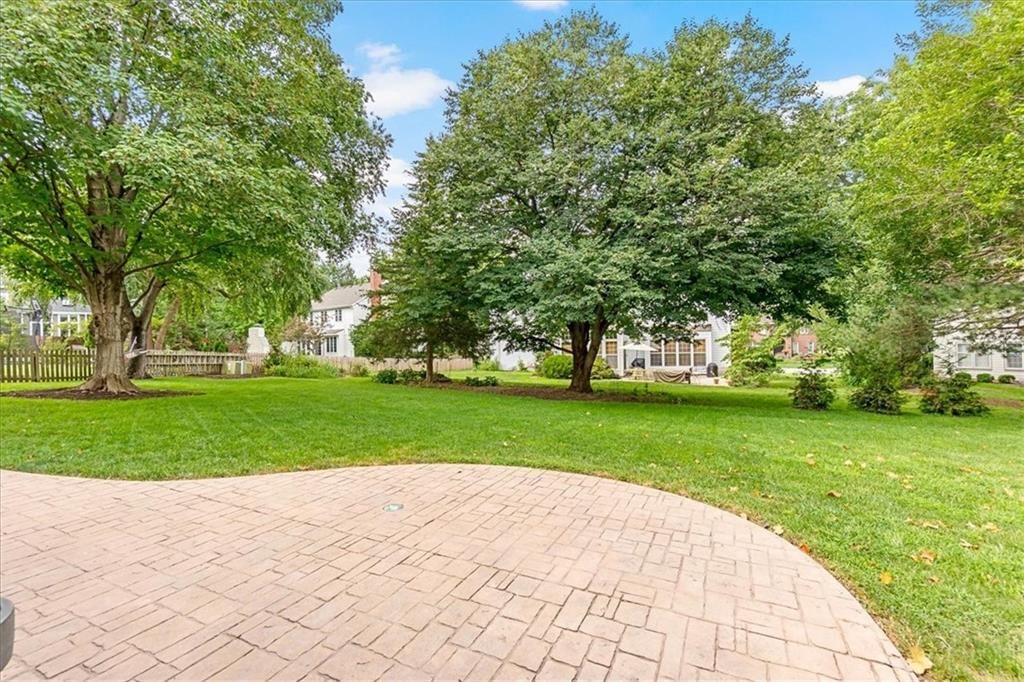 11404 Linden Street — photo 37