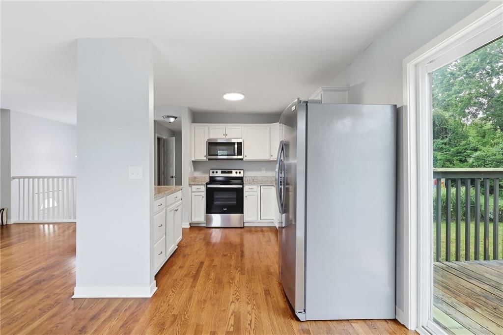 4912 N Smalley Avenue — photo 11