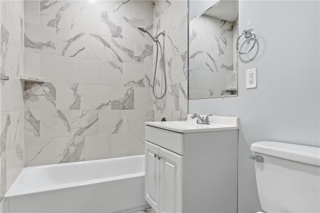 4912 N Smalley Avenue — photo 25