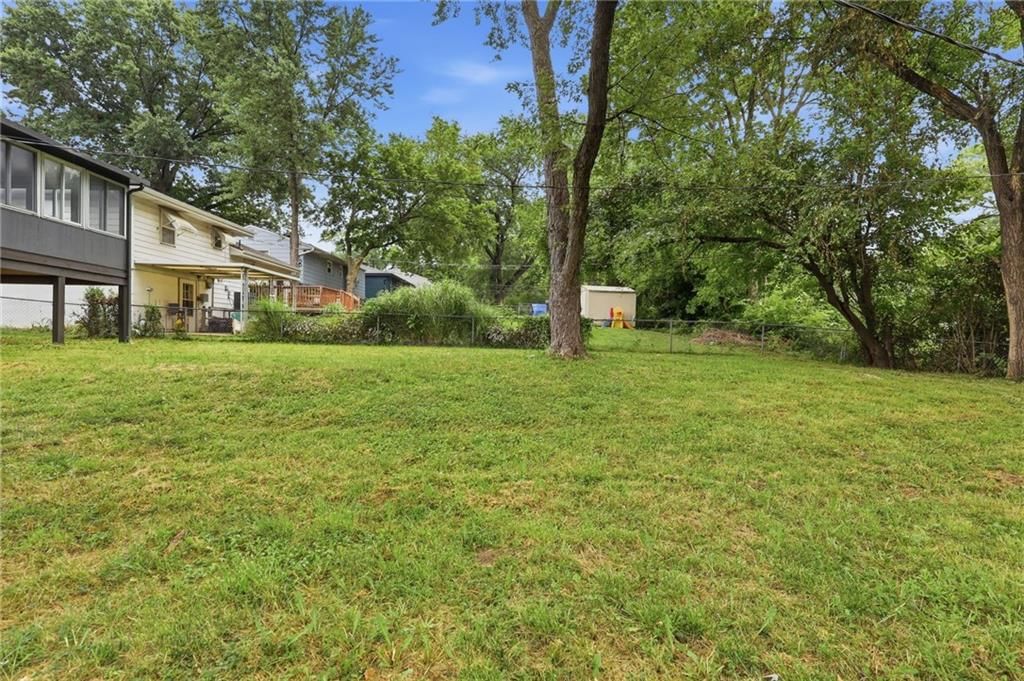 4912 N Smalley Avenue — photo 38