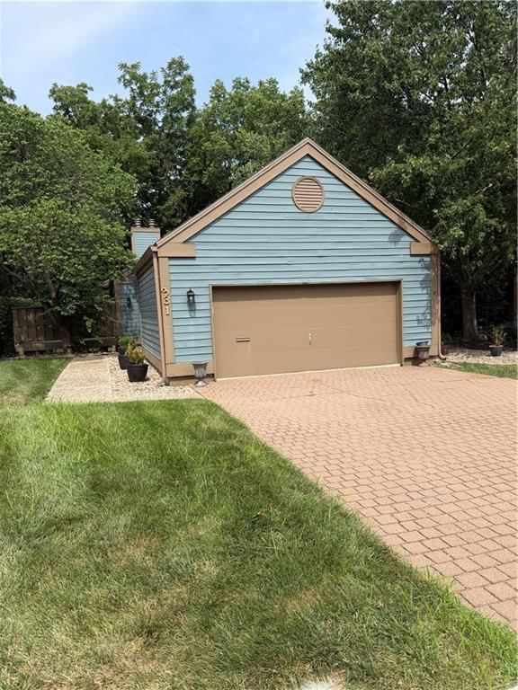 331 Westwoods Circle — photo 1