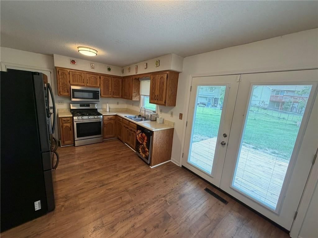 404 Creach Drive — photo 7