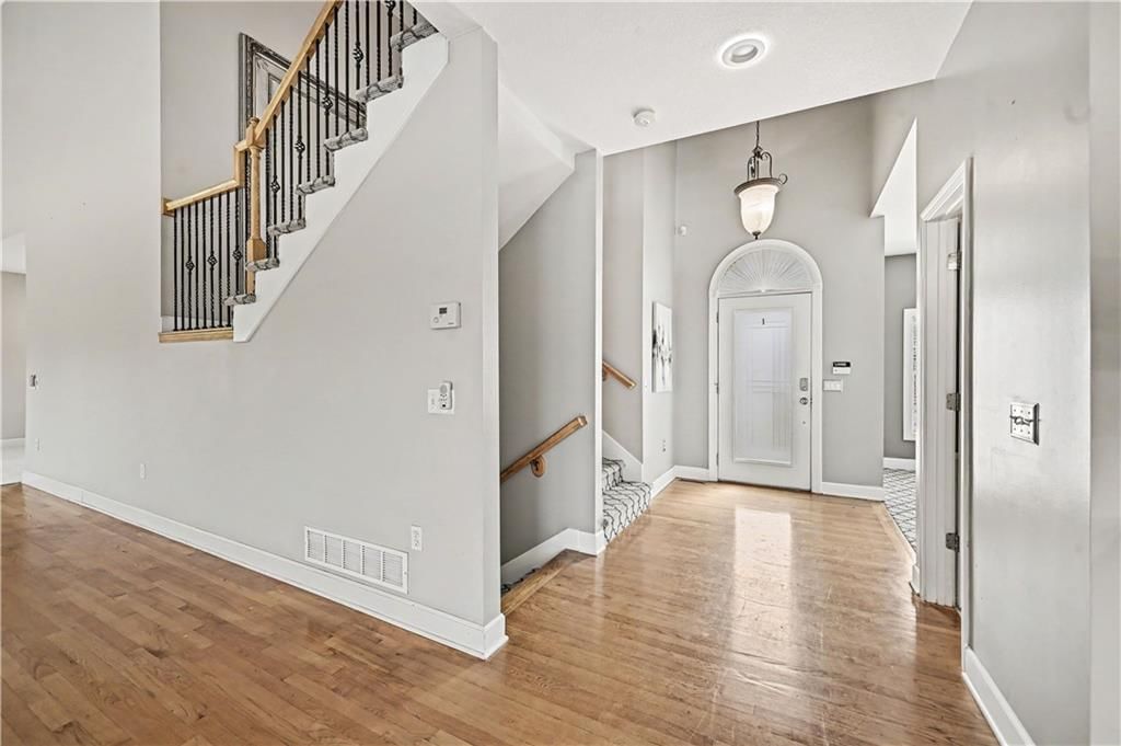 8718 Ridgeway Court — photo 7