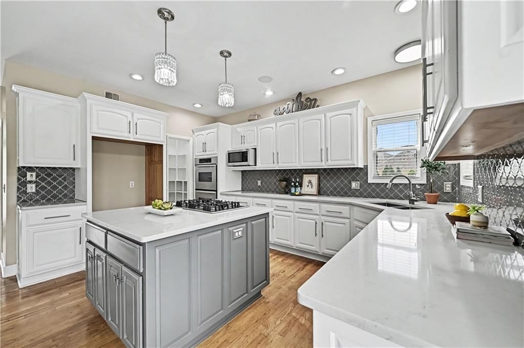 8718 Ridgeway Court — photo 13