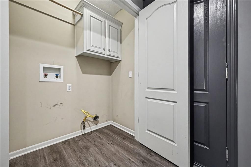 8718 Ridgeway Court — photo 30